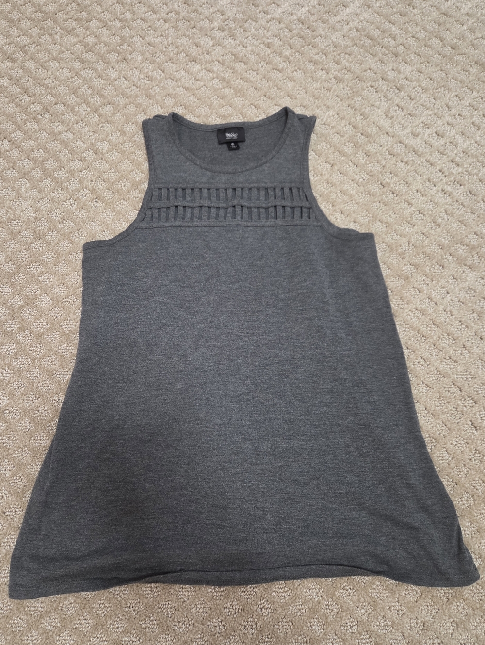 (S) Mossimo Gray Sleeveless Knit Tank with Ladder Detail